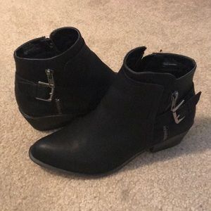 Black Madden Girl booties